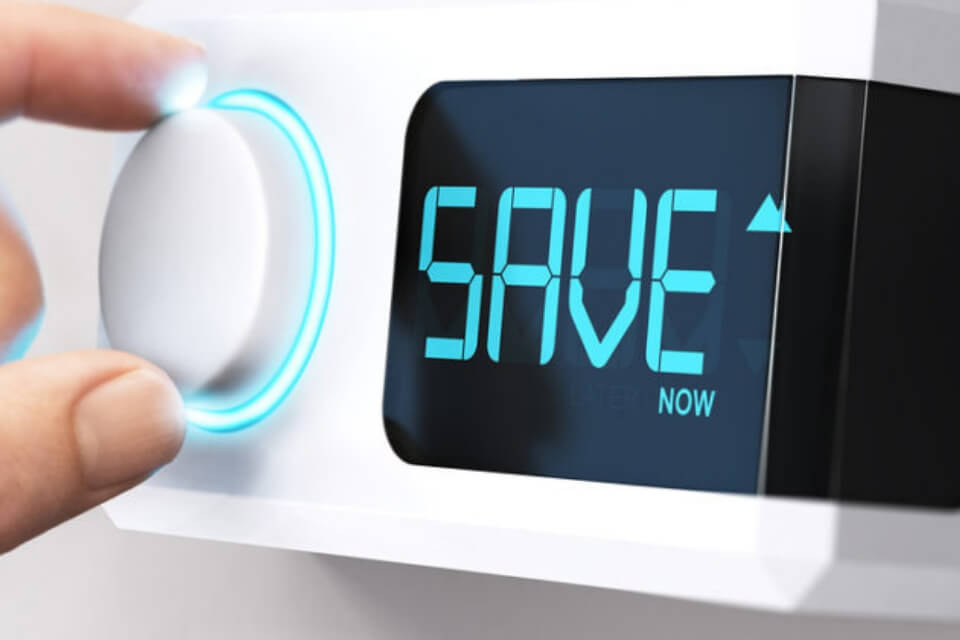 Descubre cómo ahorrar energía gracias a un medidor de consumo eléctrico -  Opción Energia